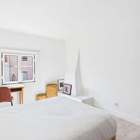Lejlighed Cozy 1br With Private Terrace Praca Flores | By Airnest